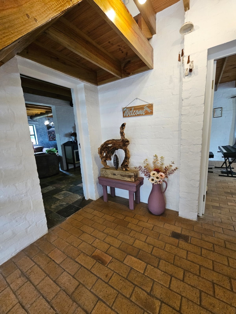 3 Bedroom Property for Sale in Stilbaai Wes Western Cape